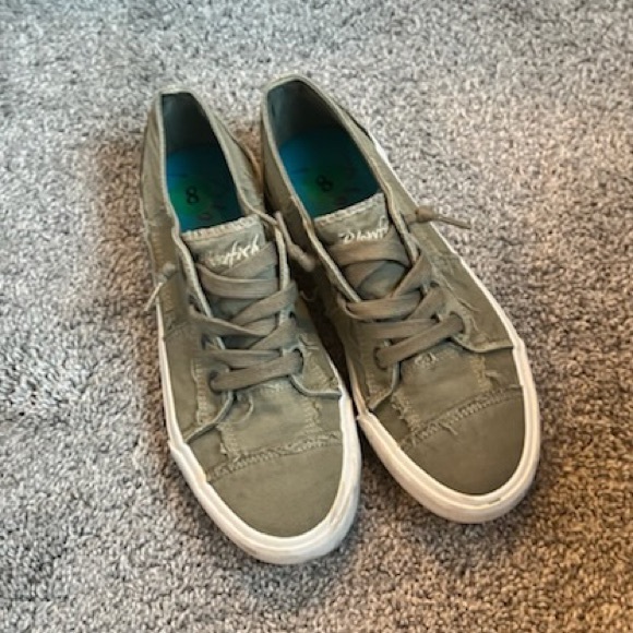 Blowfish Shoes - Blowfish Malibu steel gray color washed canvas shoes size 8